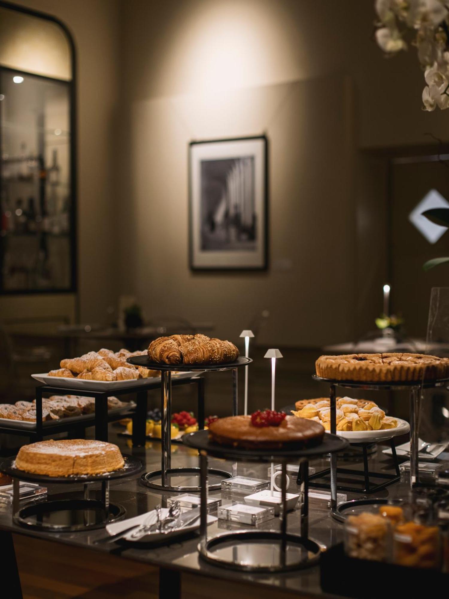 I Portici Hotel Болонья Экстерьер фото