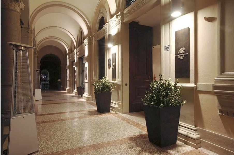 I Portici Hotel Болонья Интерьер фото